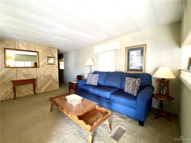 4825 Carnation Avenue, Mcallen, TX 78501