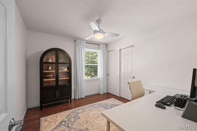608 Westledge Court, Des Peres, MO 63131