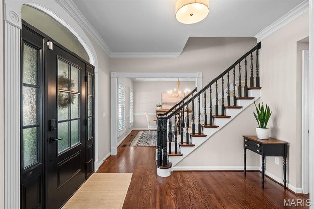 608 Westledge Court, Des Peres, MO 63131