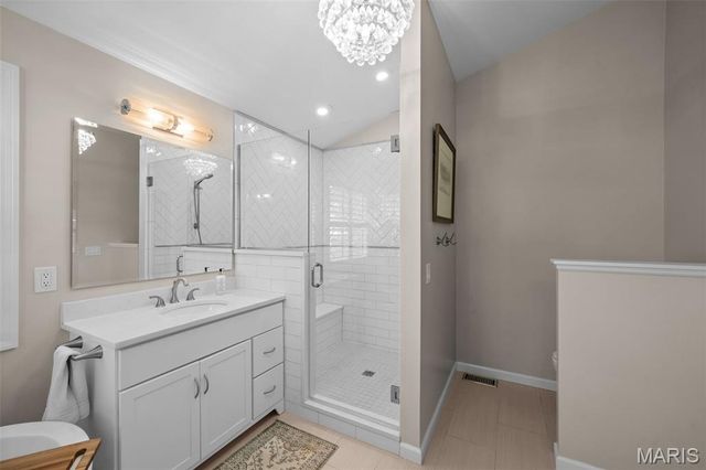 608 Westledge Court, Des Peres, MO 63131