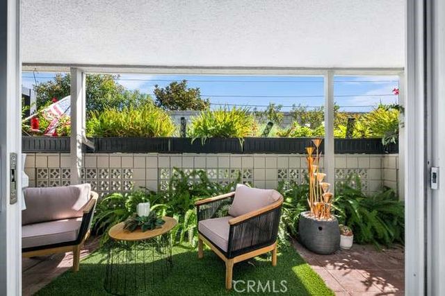 13330 Del Monte Drive 10-H, Seal Beach, CA 90740