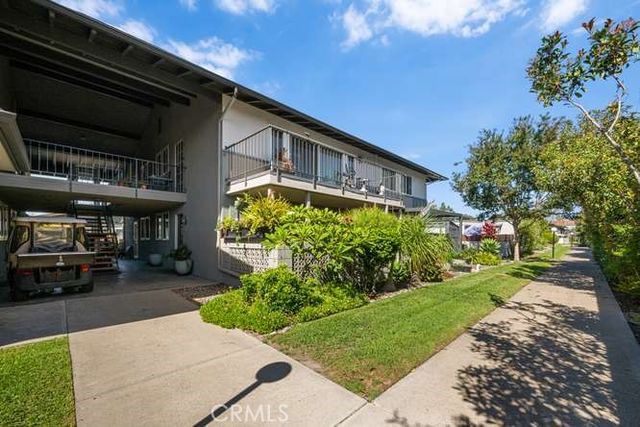 13330 Del Monte Drive 10-H, Seal Beach, CA 90740