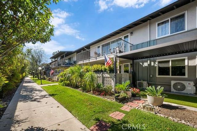 13330 Del Monte Drive 10-H, Seal Beach, CA 90740
