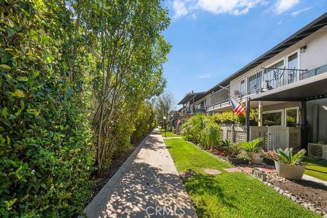 13330 Del Monte Drive 10-H, Seal Beach, CA 90740