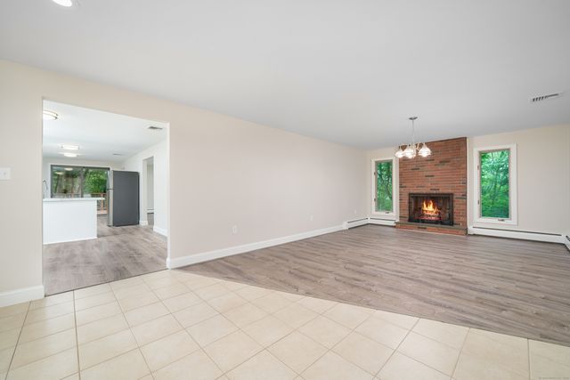 1037 Bartholomew Road, Middletown, CT 06457