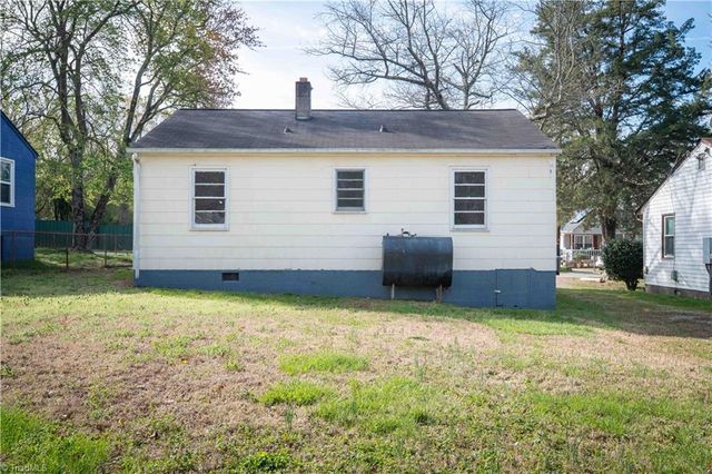 1447 Bretton Street, Winston-salem, NC 27107