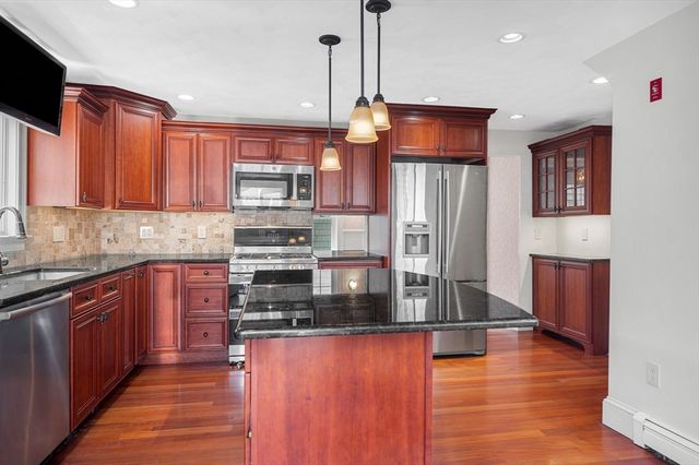 269 Fulton St, Medford, MA 02155