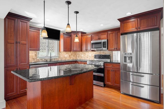 269 Fulton St, Medford, MA 02155