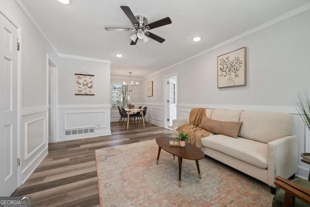100 Pine Circle, Jonesboro, GA 30236