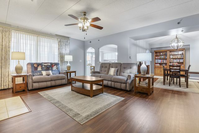 7927 Trinity Circle 3NW, Tinley Park, IL 60487