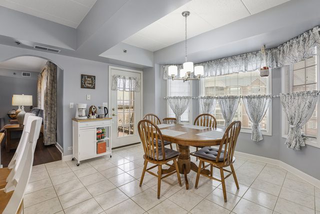 7927 Trinity Circle 3NW, Tinley Park, IL 60487