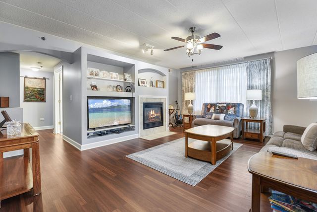 7927 Trinity Circle 3NW, Tinley Park, IL 60487