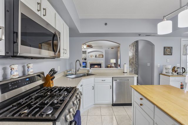 7927 Trinity Circle 3NW, Tinley Park, IL 60487