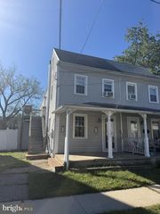 408 BUTTONWOOD ST #A, Delanco, NJ 08075