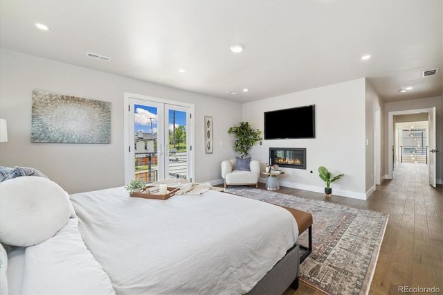 2010 Irving Street, Denver, CO 80211