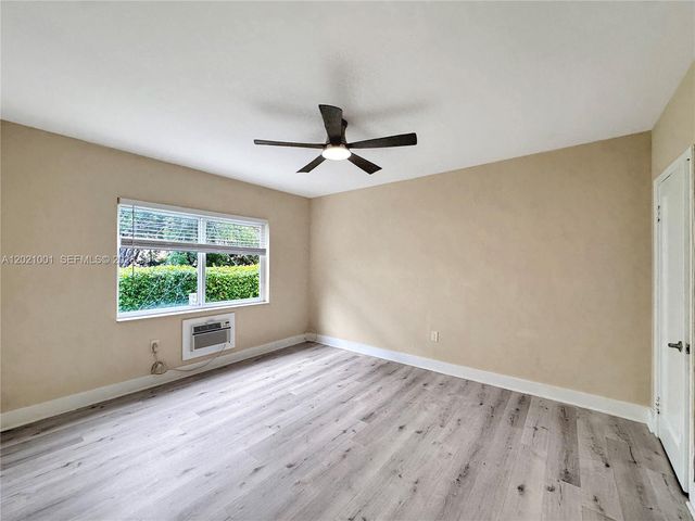 965 Bay Dr 2, Miami Beach, FL 33141