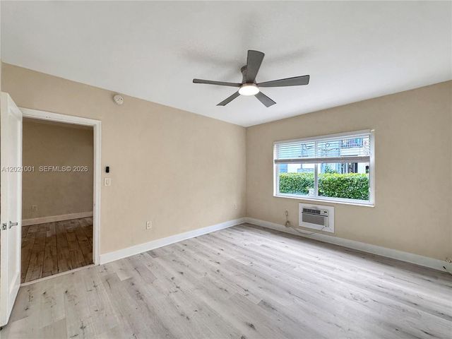 965 Bay Dr 2, Miami Beach, FL 33141