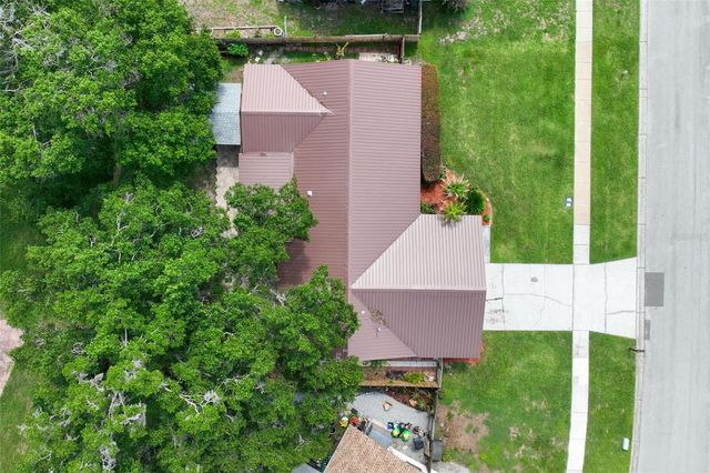 1304 SANDALWOOD DRIVE, Plant City, FL 33563