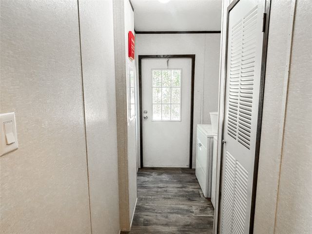157 S Redbird Lane, Eufaula, OK 74432