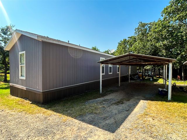 157 S Redbird Lane, Eufaula, OK 74432