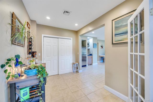 158 South Street, Manorville, NY 11949