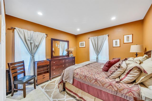 158 South Street, Manorville, NY 11949
