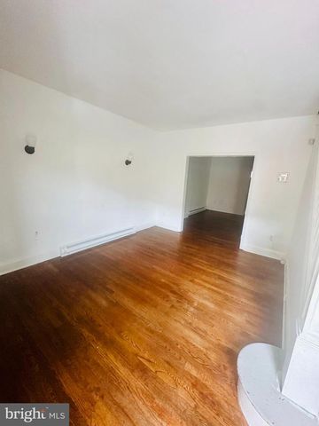 2704 MURA ST, Baltimore, MD 21213