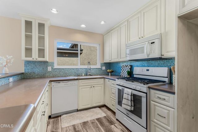3051 E Harbor Blvd, Ventura, CA 93001