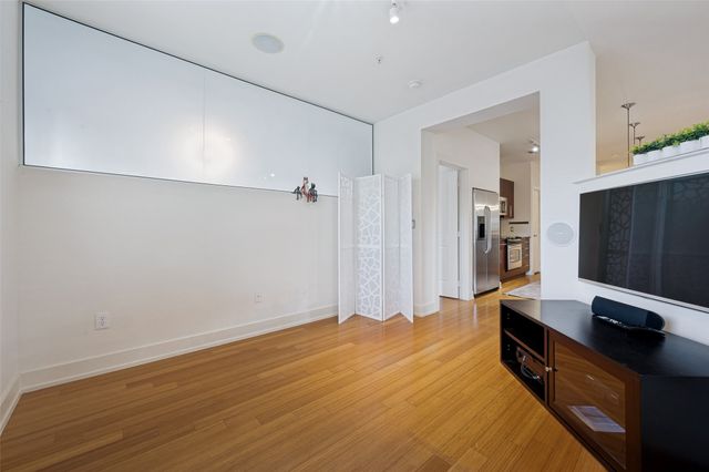 4333 Gilbert Avenue 219, Dallas, TX 75219