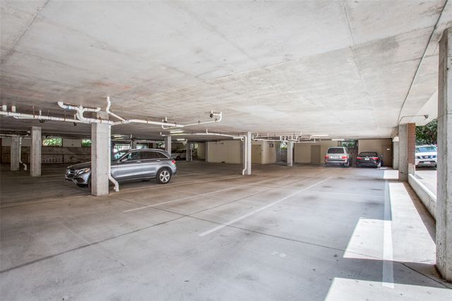 4333 Gilbert Avenue 219, Dallas, TX 75219