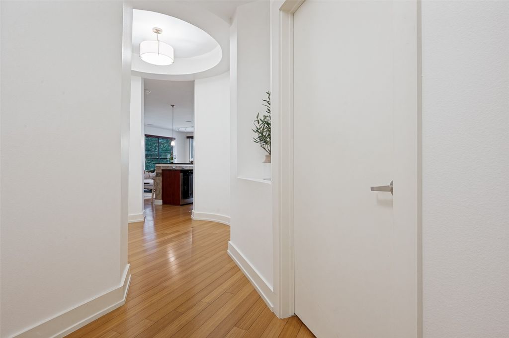 4333 Gilbert Avenue 219, Dallas, TX 75219