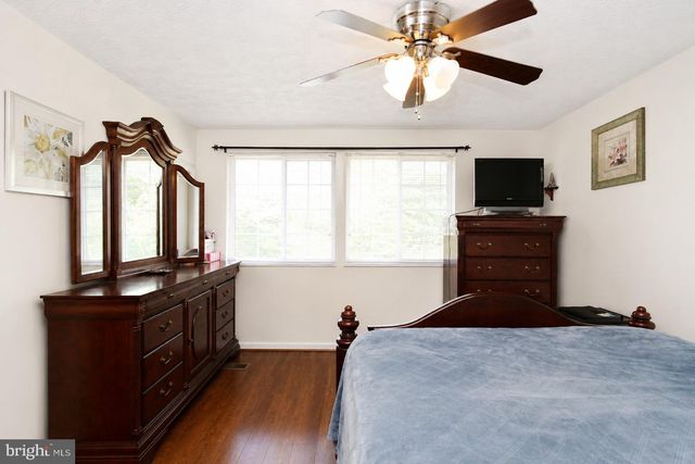 300 BARKSDALE PL, Stafford, VA 22554