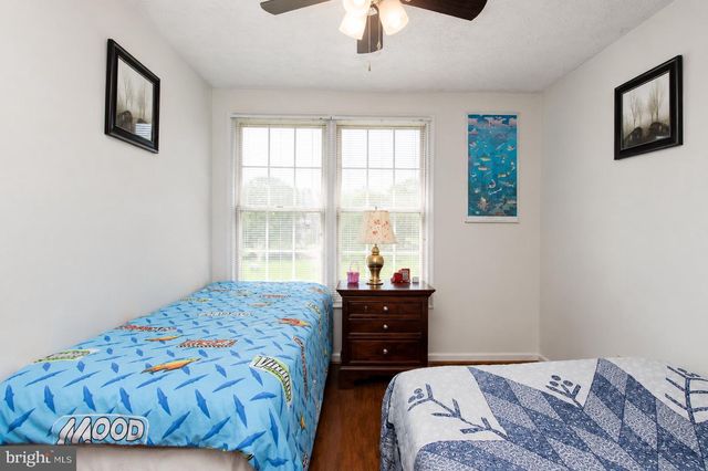 300 BARKSDALE PL, Stafford, VA 22554