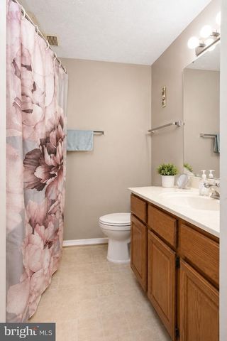 300 BARKSDALE PL, Stafford, VA 22554
