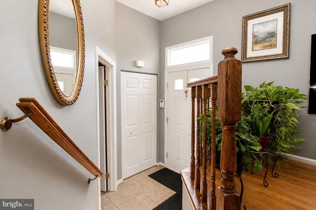 300 BARKSDALE PL, Stafford, VA 22554