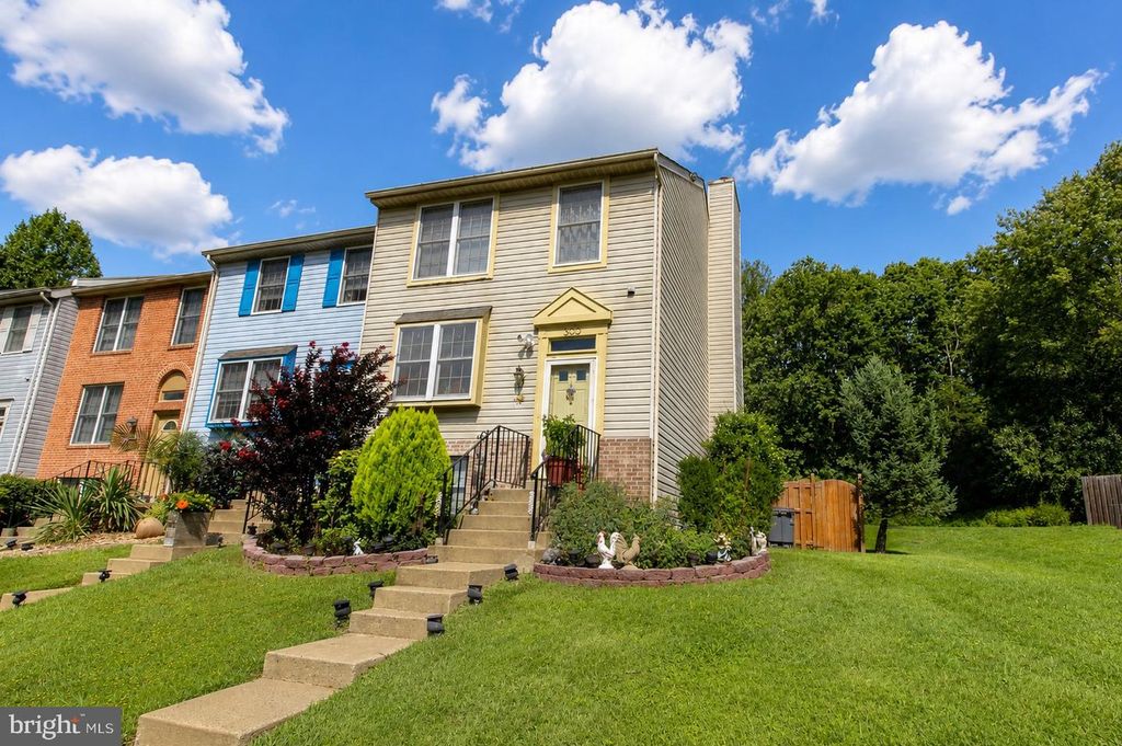 300 BARKSDALE PL, Stafford, VA 22554
