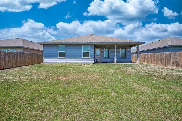 3512 Moraine Drive, Yukon, OK 73099
