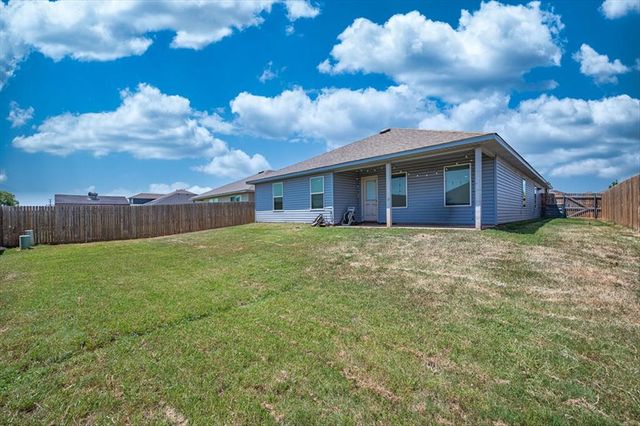 3512 Moraine Drive, Yukon, OK 73099