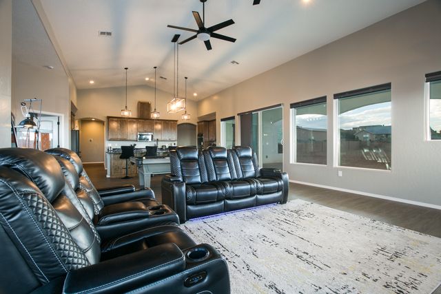 6809 Japura Court NE, Rio Rancho, NM 87144