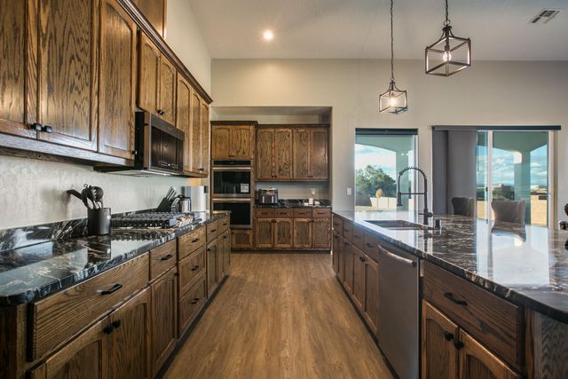 6809 Japura Court NE, Rio Rancho, NM 87144