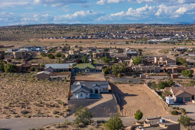 6809 Japura Court NE, Rio Rancho, NM 87144