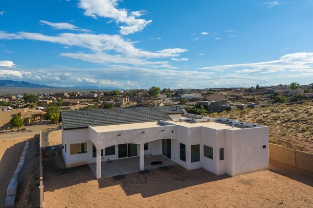 6809 Japura Court NE, Rio Rancho, NM 87144