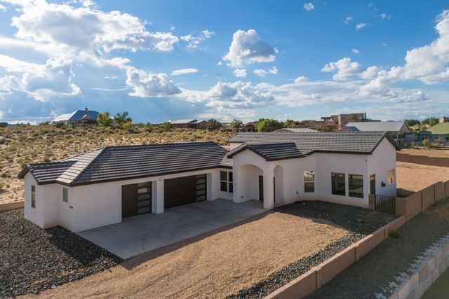 6809 Japura Court NE, Rio Rancho, NM 87144