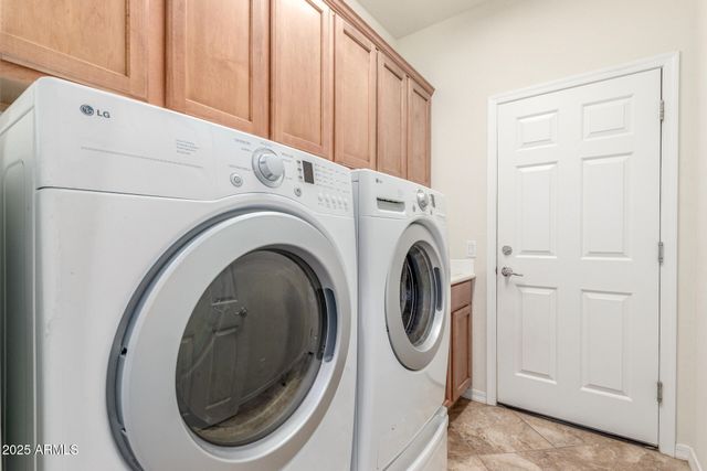 10831 E SYLVAN Avenue, Mesa, AZ 85212