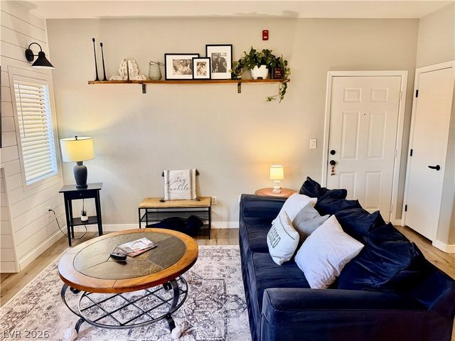 8250 North Grand Canyon Drive 1076, Las Vegas, NV 89166