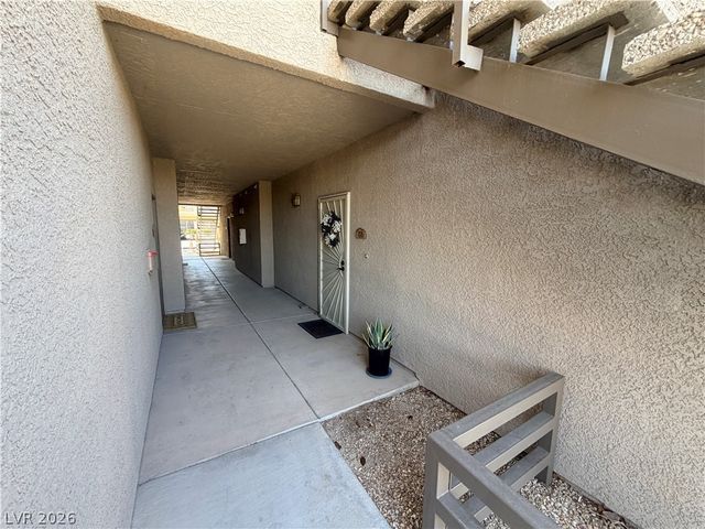 8250 North Grand Canyon Drive 1076, Las Vegas, NV 89166
