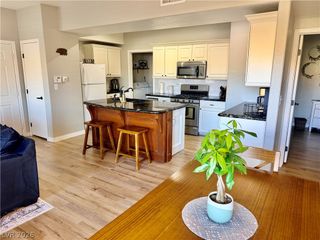 8250 North Grand Canyon Drive 1076, Las Vegas, NV 89166