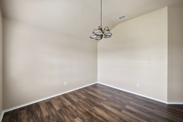 812 Sierra Circle, Burleson, TX 76028