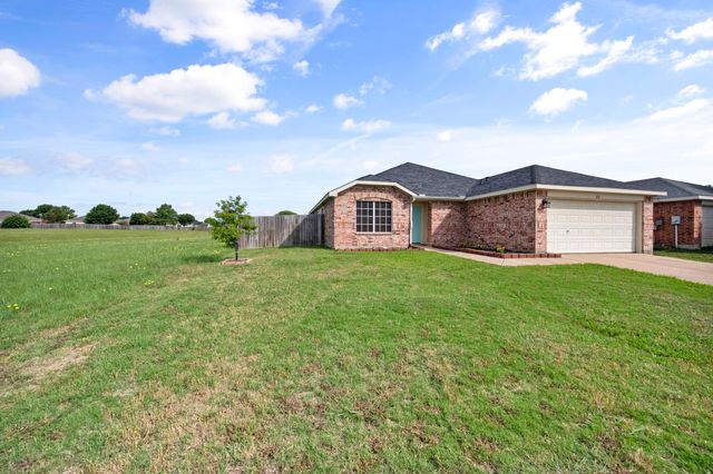 812 Sierra Circle, Burleson, TX 76028