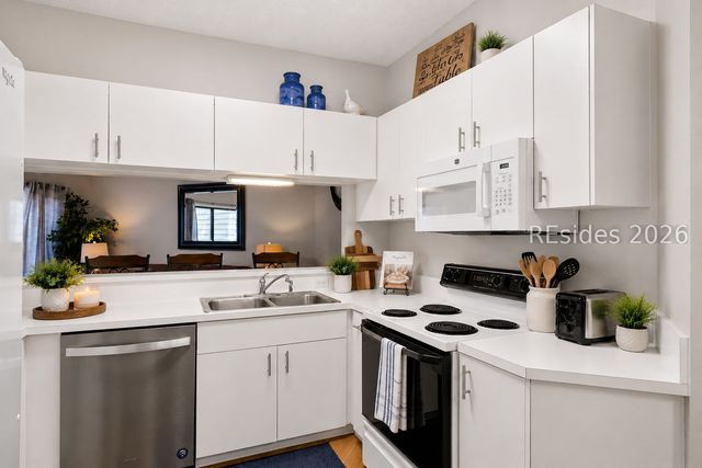 19 Lemoyne Ave Apt 39, Hilton Head Island, SC 29928
